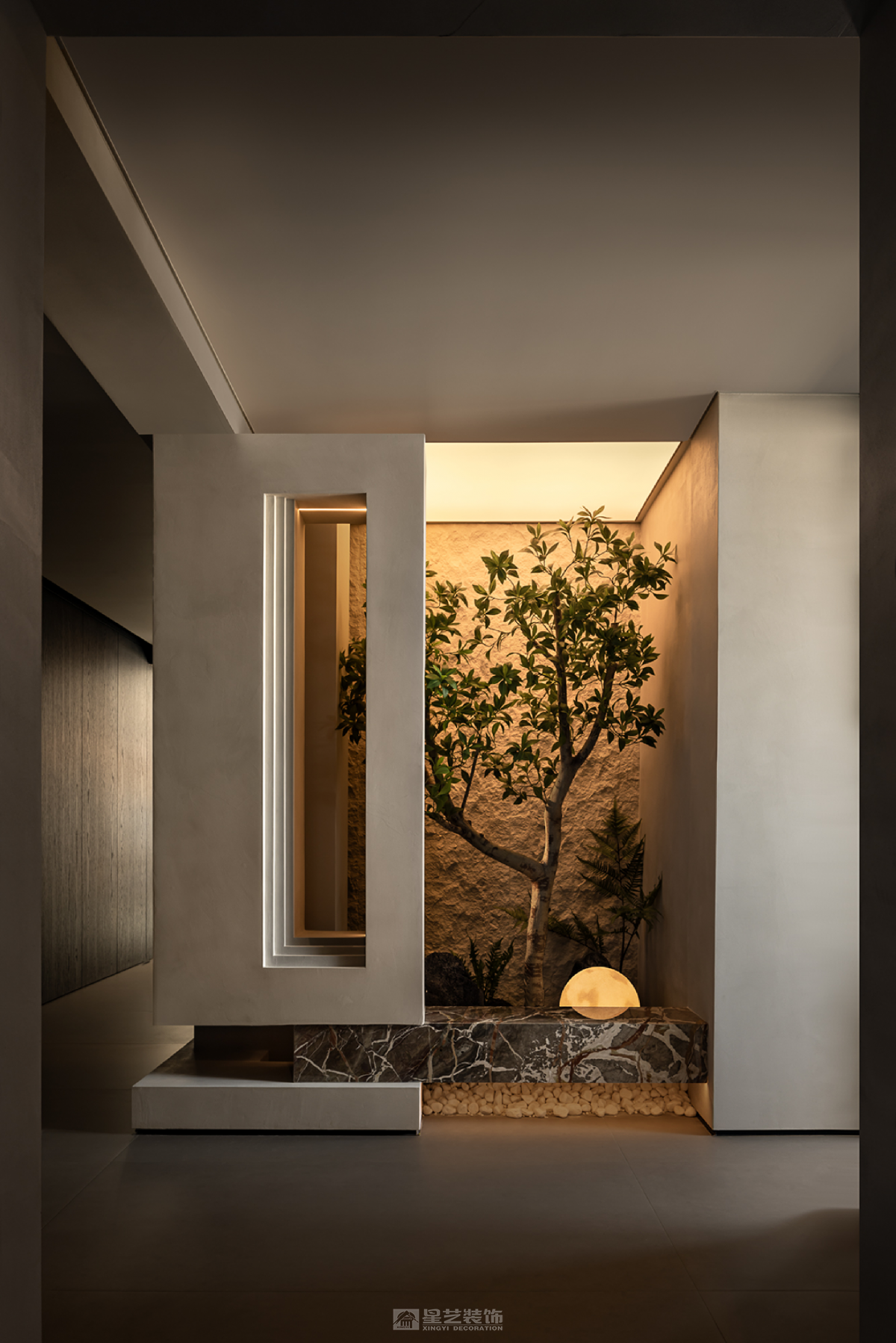 引光為墨繪寫自由生長的靈魂場域